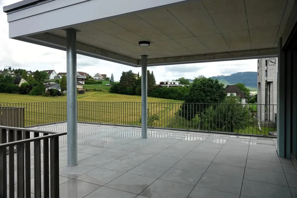 Appartement penthouse avec beaucoup d'intimité, vue sur le vert et terrasse de 97 m² – photo 2 sur 13