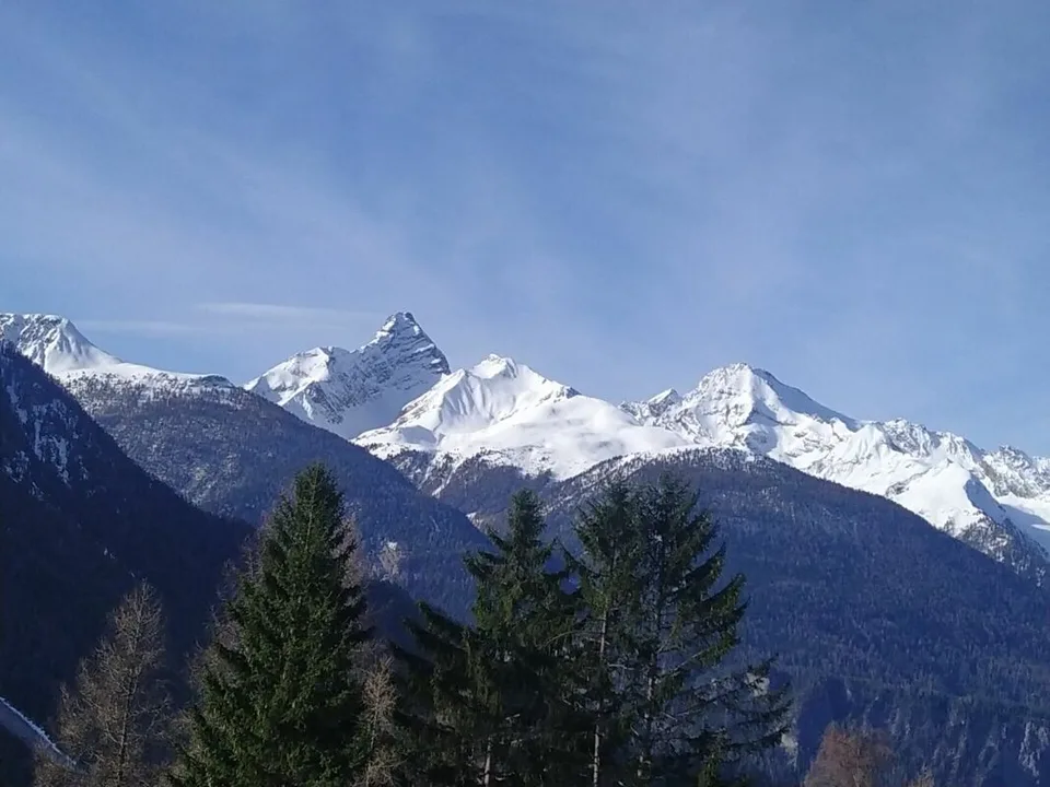Sonnige 2.5-Zimmerwohnung, Hauptstrasse 30, Davos Wiesen – Foto 3 von 9