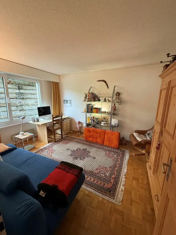 Appartamento soleggiato di 3,5 locali, Hauptstrasse 30, Davos Wiesen – foto 11 di 14