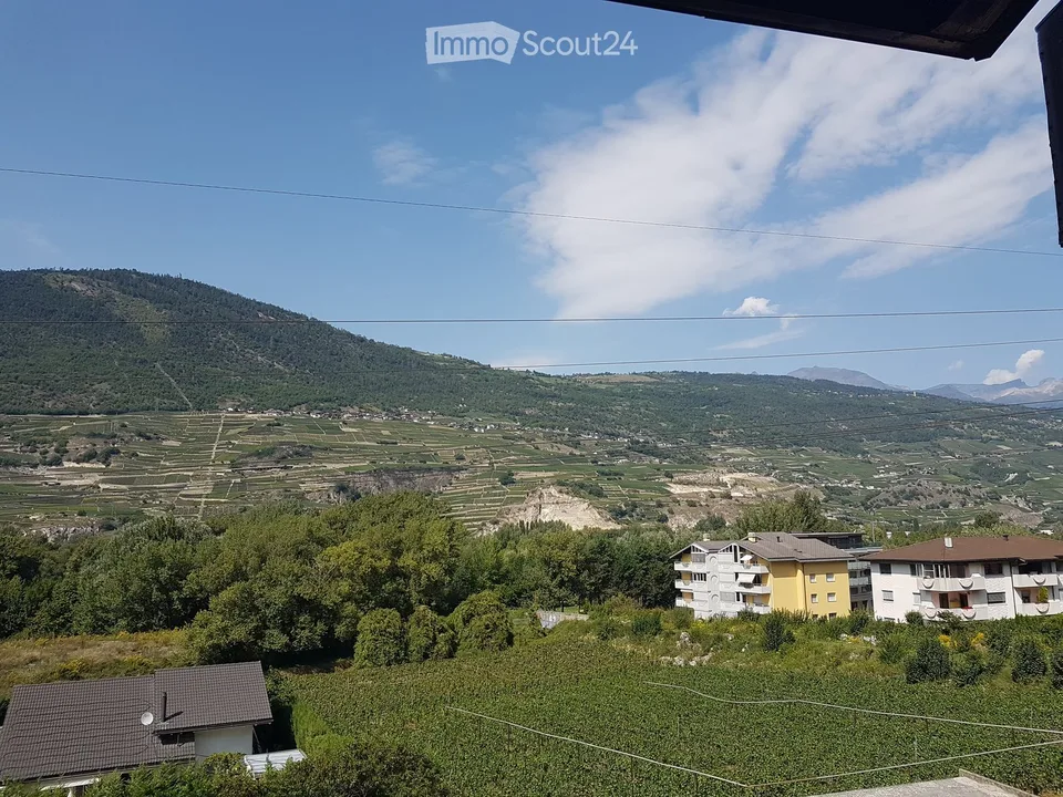 Appartement in Grône – Foto 2 von 8