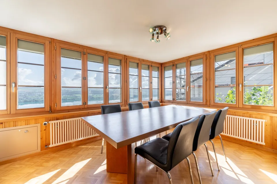 Historisches Riegelhaus mit Scheune und Hallwilerseeblick – Foto 4 von 13