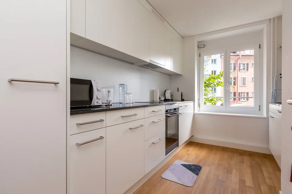 Möblierte 3.5-Zimmer-Wohnung mit Balkon an der Elisabethenstrasse, Zürich – Foto 6 von 20