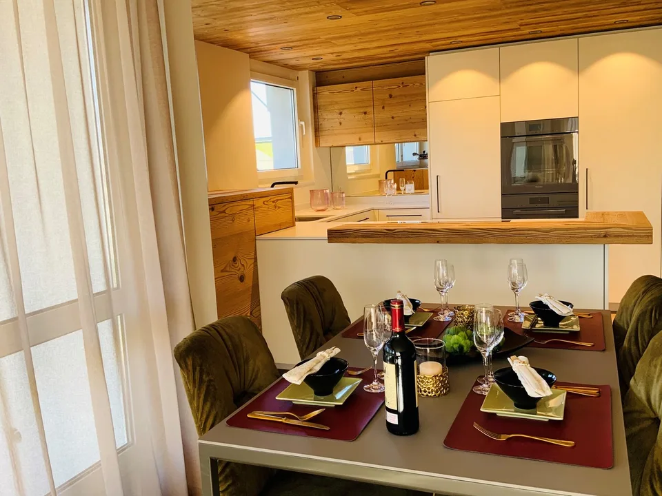 Maisonette attic apartment with lake view – photo 7 of 12