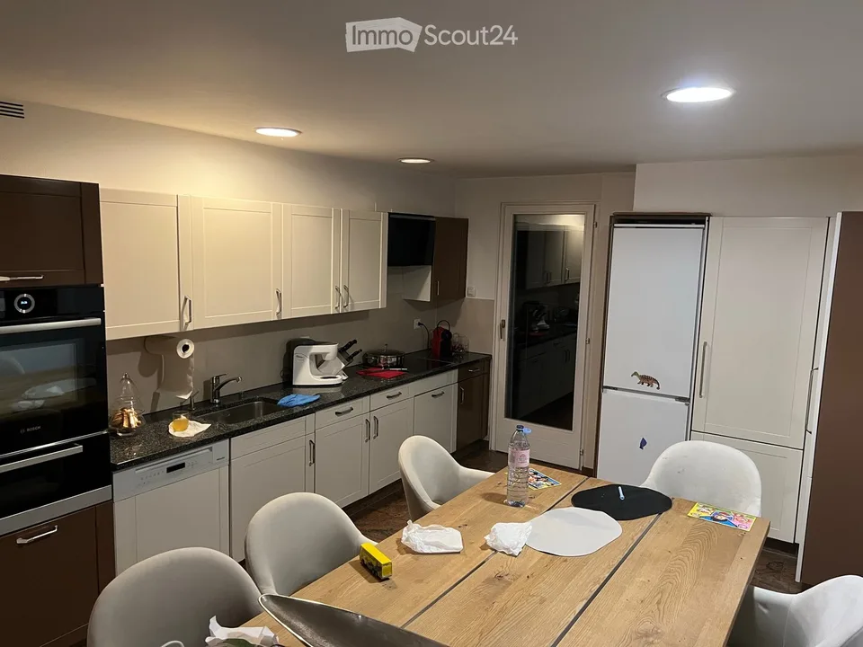 Grosszügige 4.5-Zi.Wohnung mit grossem Balkon – Foto 2 von 5