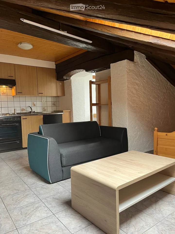 Appartement 1.5 Zimmer im Zentrum von Sion, mansardiert – Foto 2 von 5