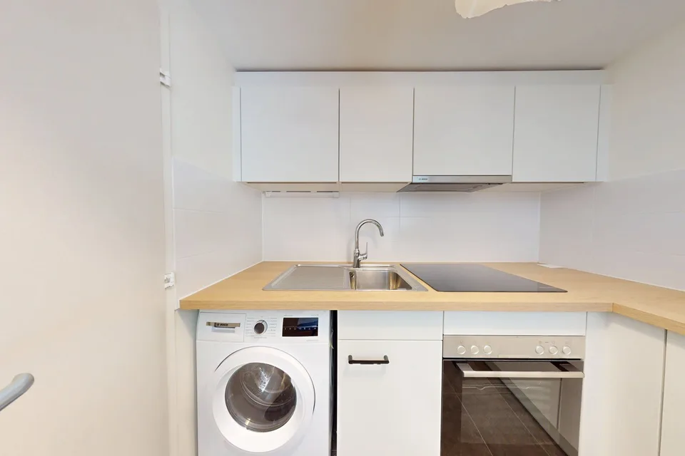 Furnished 30 m² Studio with Separate Kitchen – Plainpalais, Geneva – photo 5 of 8