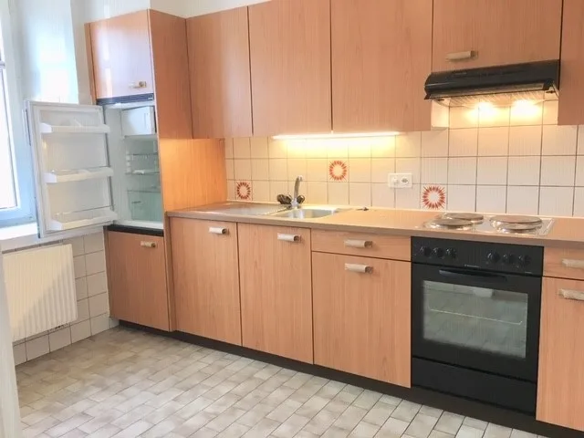 Schönes 3-Zimmer-Apartment im 4. Stock mit Aufzug – Foto 2 von 6