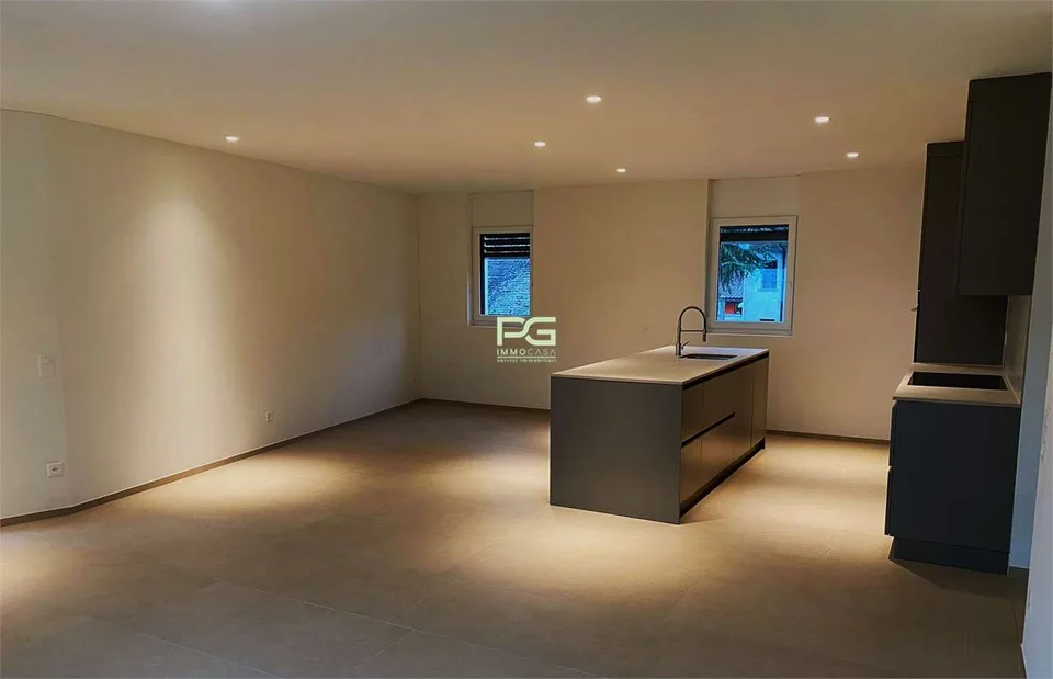 Neue Wohnung in der Innenstadt von Giubiasco – Foto 2 von 7