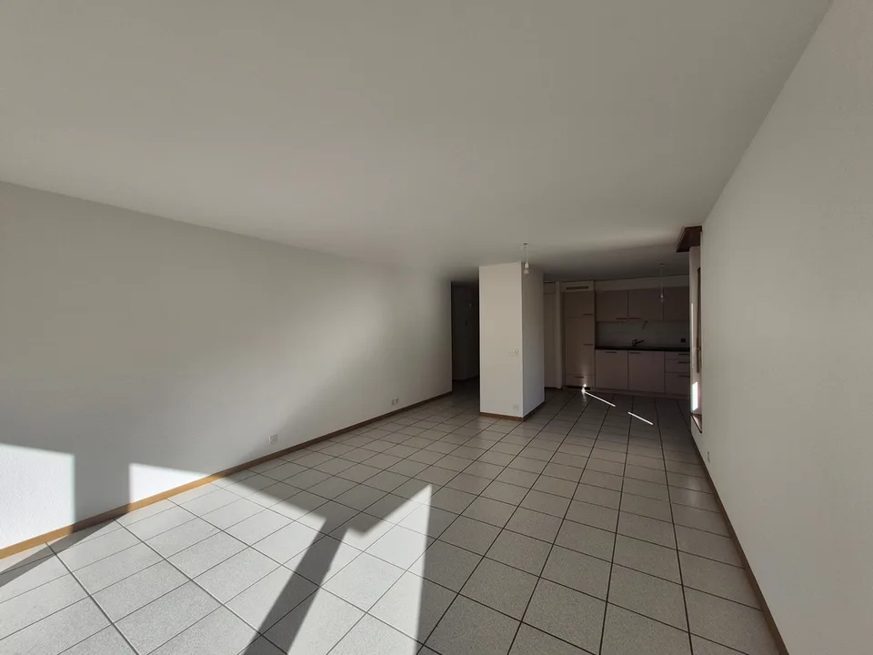 CONTHEY - SCHÖNES APPARTEMENT MIT GROßEM BALCON – Foto 5 von 11