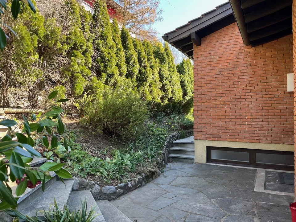 Maison unifamiliale avec jardin à Aranno – photo 3 sur 13
