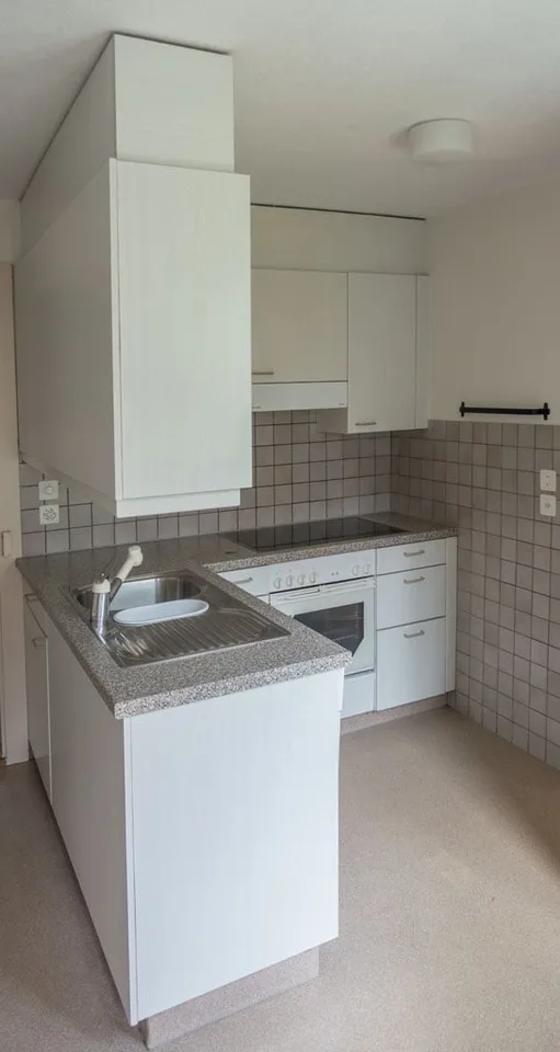 kinderfreundliche Lage, nähe Einkaufsmöglichkeiten/Schule/Kindergarten – Foto 9 von 13