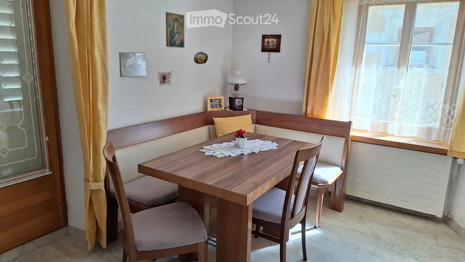 Maison unifamiliale, local commercial et bâtiment d'écurie à vendre à Müstair – photo 7 sur 8