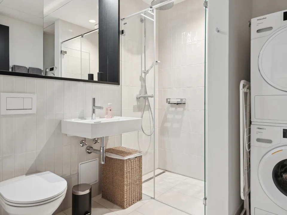 Baden - Modernes Apartment im Akara Tower – Foto 3 von 6