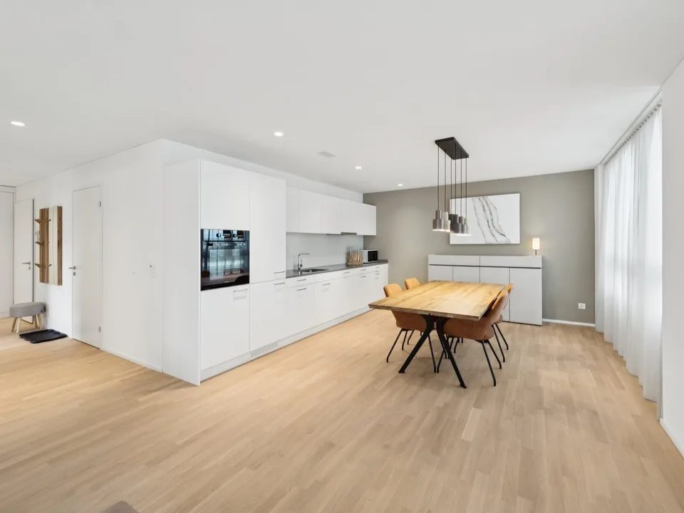 Möblierte Apartments mit Madrid Flair direkt im grössten Shoppingcenter der Schweiz! – Foto 5 von 9