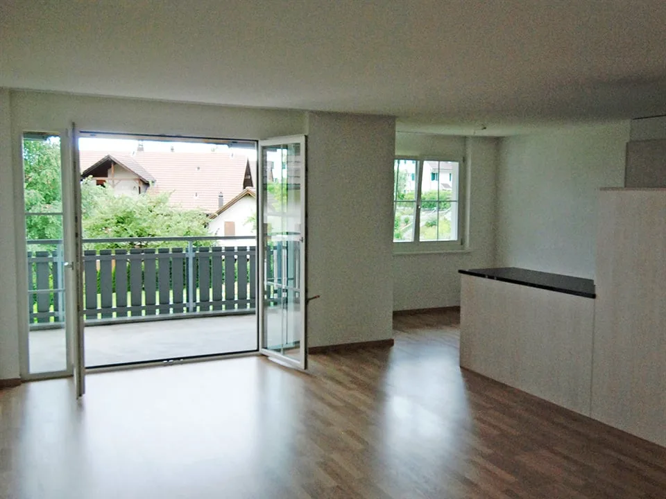 Appartement moderne de 4,5 pièces dans le centre du village d'Aeugst am Albis – photo 6 sur 11