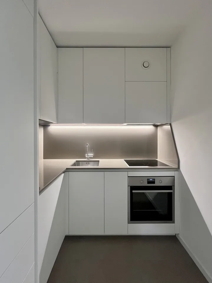 APPARTAMENTI 3.5 LOCALI COMPLETAMENTE RISTRUTTURATI – foto 2 di 10