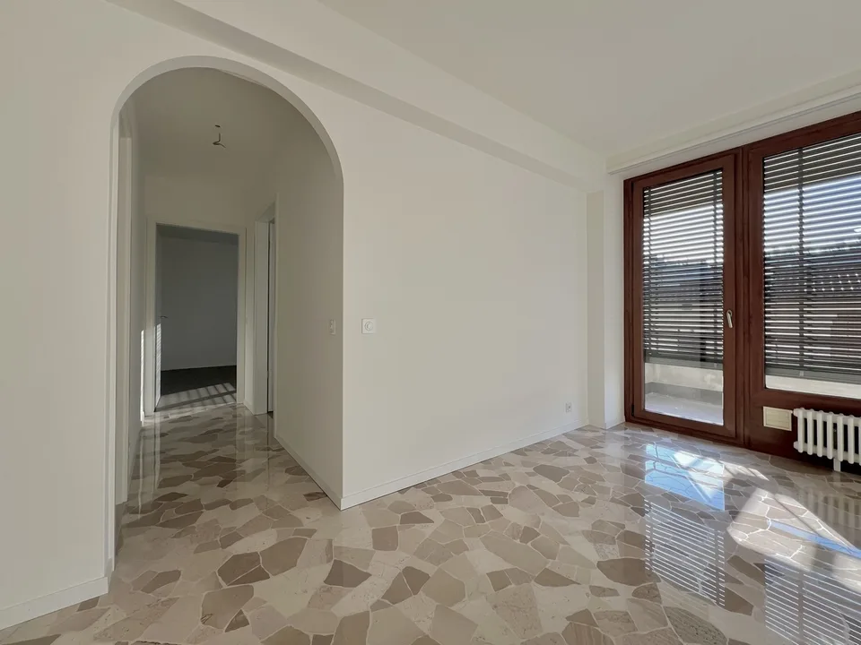 APPARTAMENTI 3.5 LOCALI COMPLETAMENTE RISTRUTTURATI – foto 6 di 10