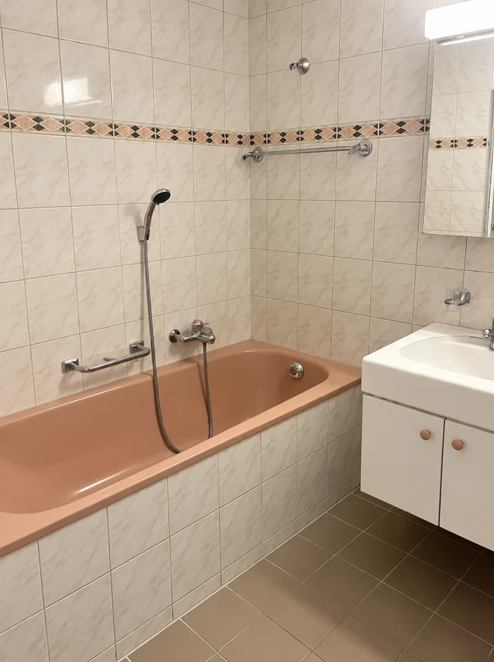 Charmanter Apartment mit 2.5 Zimmern, Balkon und innerer Parkplatz – Foto 6 von 9