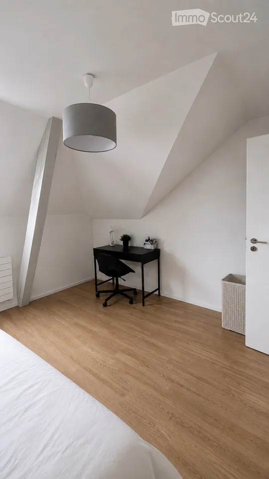 Dachgeschoss, 2.5 Zimmer - gegenüber Maladière - Neuchâtel - Übernahme des Mietvertrags – Foto 7 von 9