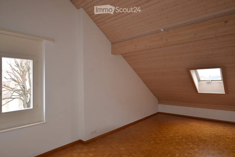 Zu vermieten in Rossens, schönes Dachgeschoss-Apartment mit 3 ½ Zimmern – Foto 4 von 5