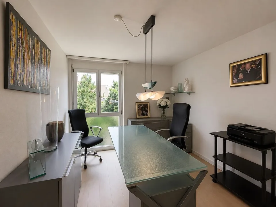 Wohnung von 160 m², mit einer großzügigen Terrasse von 28 m², einem Garage-Box und einer Außenparkplatz. – Foto 6 von 12