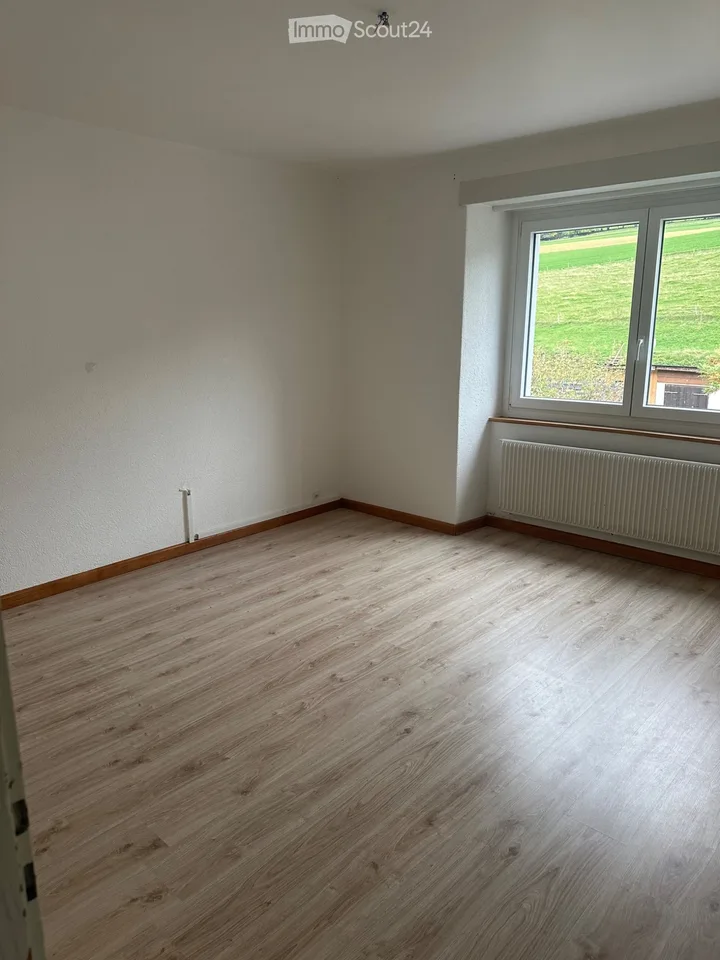 Appartement zur Miete – Foto 3 von 5