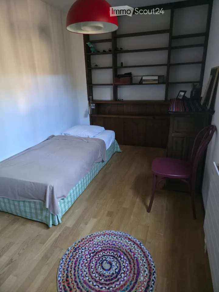 Chalet mit Nachbargebäude – Foto 6 von 9