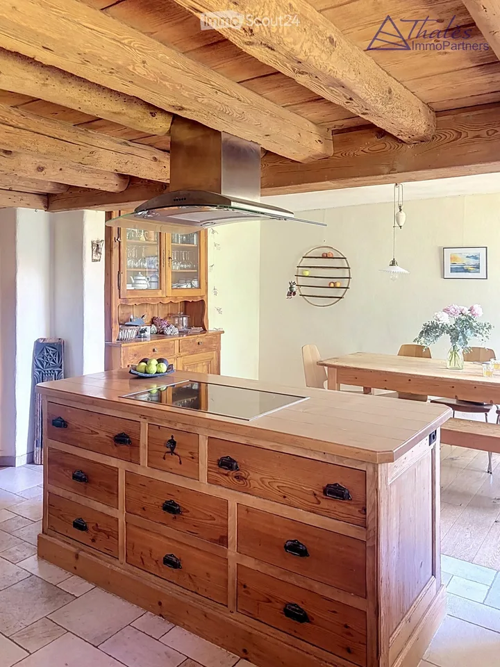 Une demeure de charme au cœur d’un hameau préservé – photo 4 sur 16