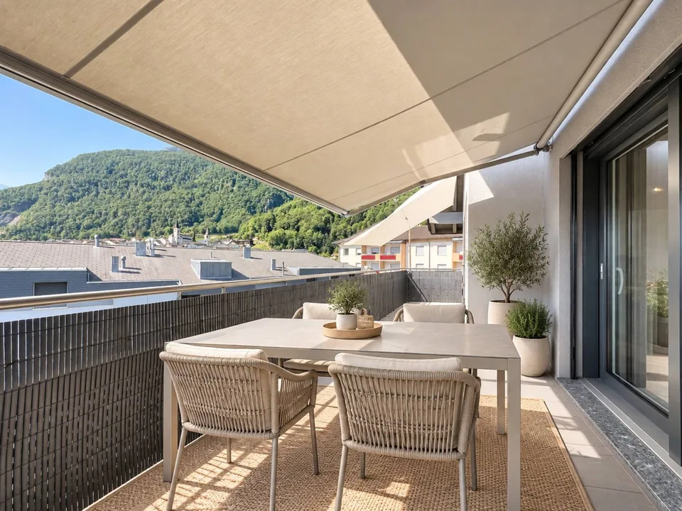 Auf der letzten Etage, wunderschöne 4,5-Zimmer-Wohnung mit Bergblick – Foto 5 von 10