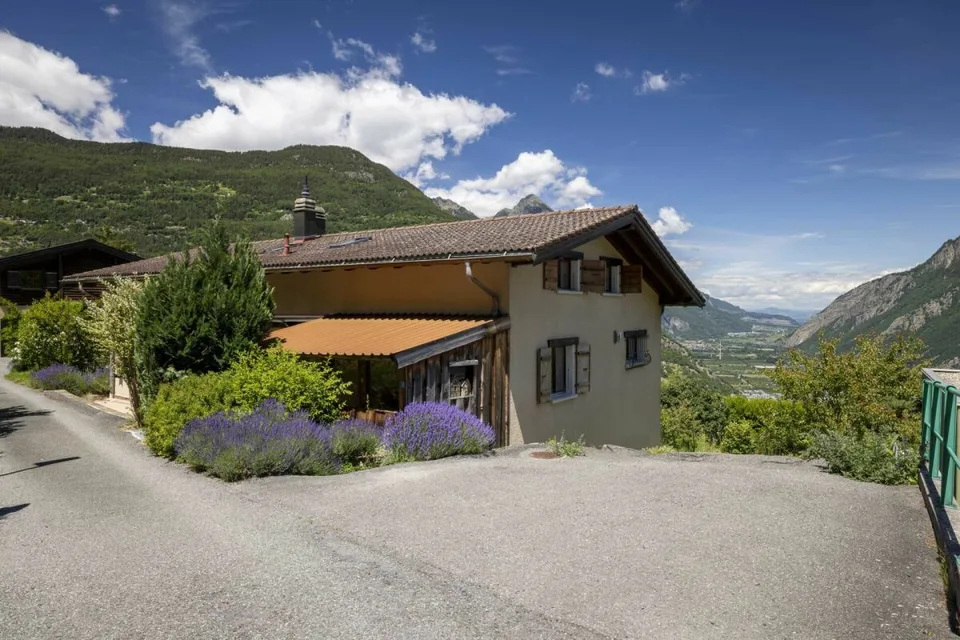 Casa individuale di 6 locali 1/2 con un laboratorio e una vista straordinaria – foto 26 di 42
