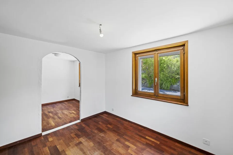 Casa individuale di 6 locali 1/2 con un laboratorio e una vista straordinaria – foto 11 di 42