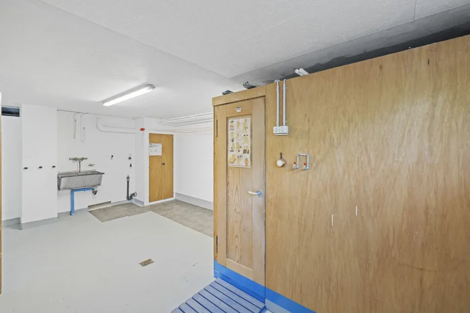 Casa individuale di 6 locali 1/2 con un laboratorio e una vista straordinaria – foto 24 di 42