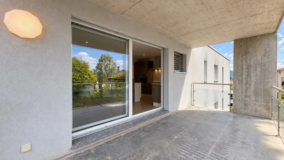 Appartamento familiare all'ultimo piano con vista sulle Prealpi – foto 6 di 12