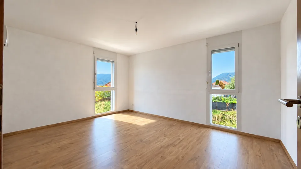 Appartamento familiare all'ultimo piano con vista sulle Prealpi – foto 12 di 12