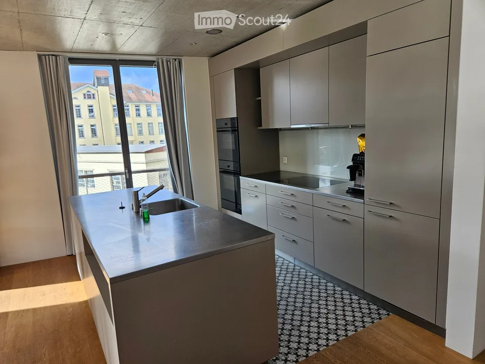 Habiter au bord de l'eau – Appartement exclusif 4,5 pièces dans la Feinspinnerei Windisch Kunzareal – photo 3 sur 5