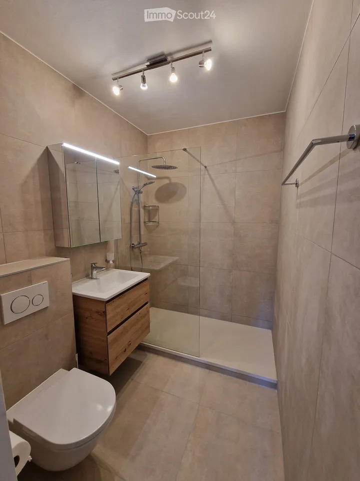 Selten in Meyrin – Superbe 5 Zimmer von 112 m² komplett renoviert – Foto 4 von 8