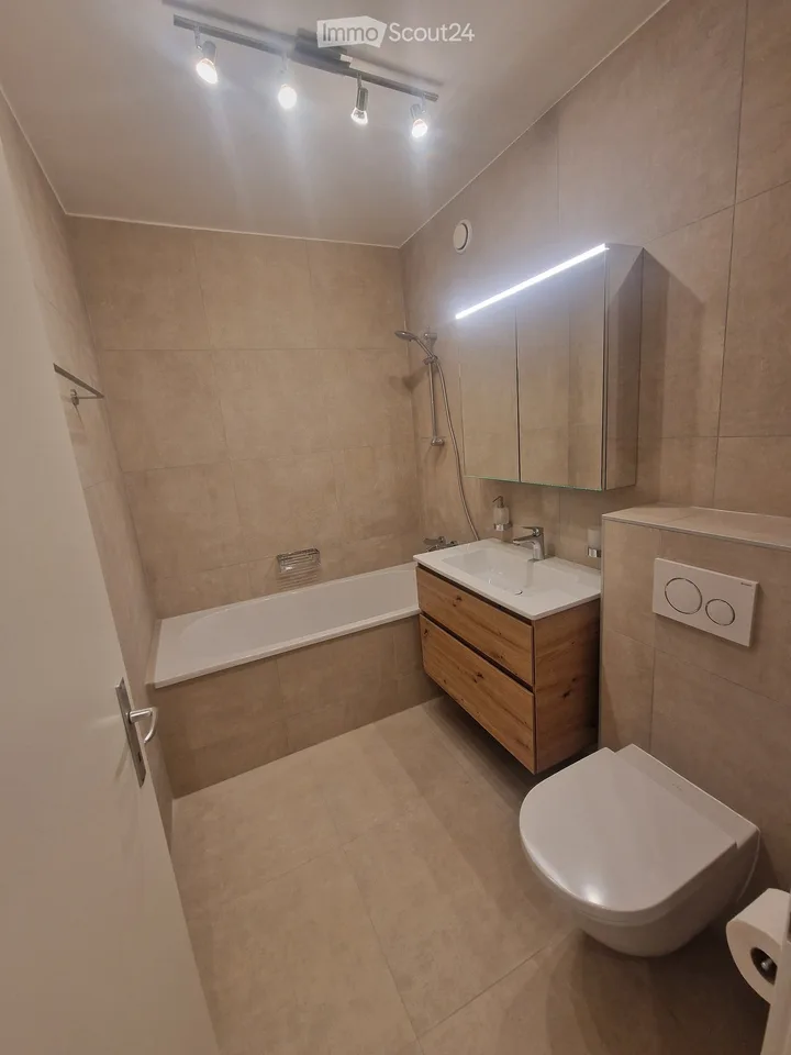 Selten in Meyrin – Superbe 5 Zimmer von 112 m² komplett renoviert – Foto 6 von 8