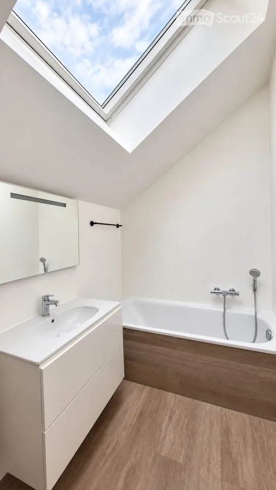 Zweifamilienhaus mit eigenem Studio – Foto 9 von 17
