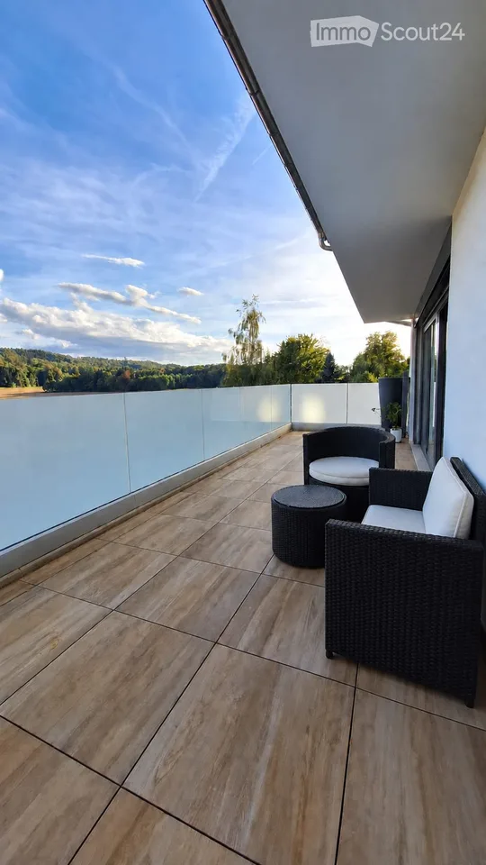 Zweifamilienhaus mit eigenem Studio – Foto 5 von 17