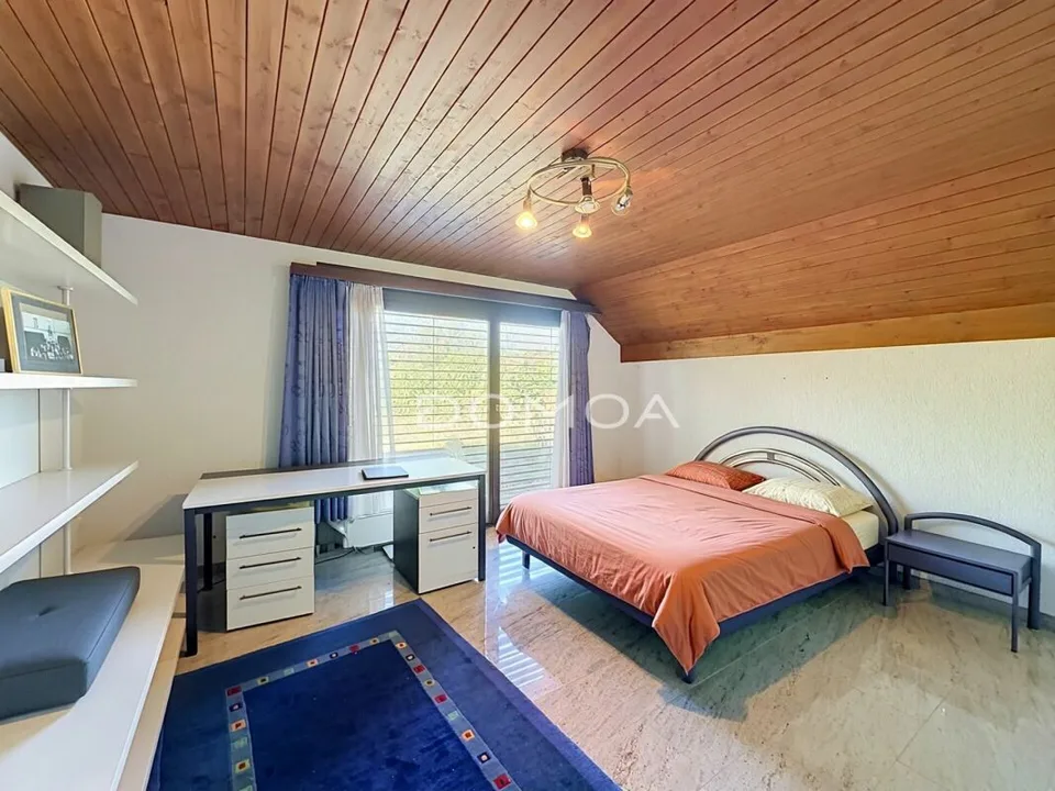 Individual villa with 6.5 rooms on a plot of over 1,000 m² – photo 7 of 13