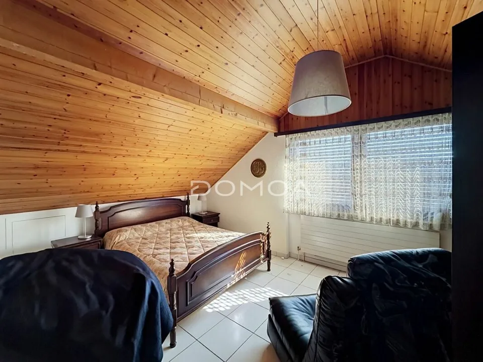 Individual villa with 6.5 rooms on a plot of over 1,000 m² – photo 12 of 13