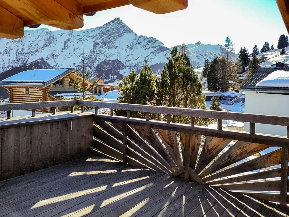 Maison de vacances charmante dans un endroit calme à Urmein – photo 2 sur 8