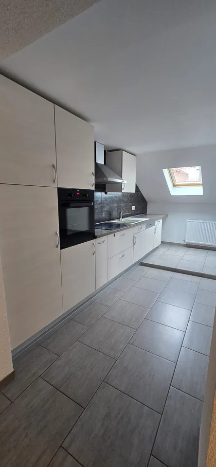 Zu vermieten – Geräumige 4-Zimmer-Wohnung renoviert – Rue de France 16, Le Locle – Foto 2 von 18