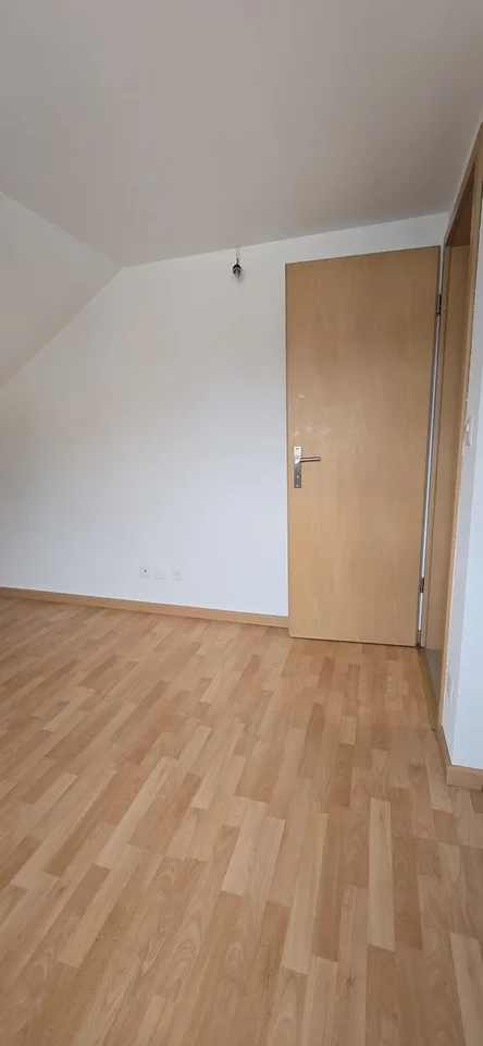 Zu vermieten – Geräumige 4-Zimmer-Wohnung renoviert – Rue de France 16, Le Locle – Foto 8 von 18