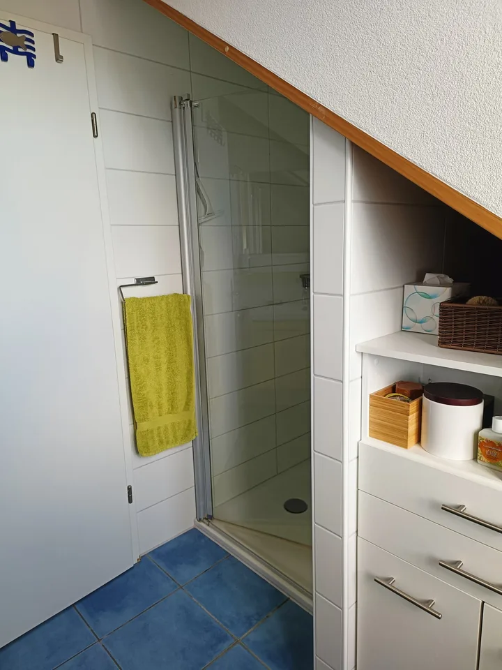 Appartement en mansarde lumineux 3,5 pièces avec terrasse à Galmiz – photo 10 sur 15