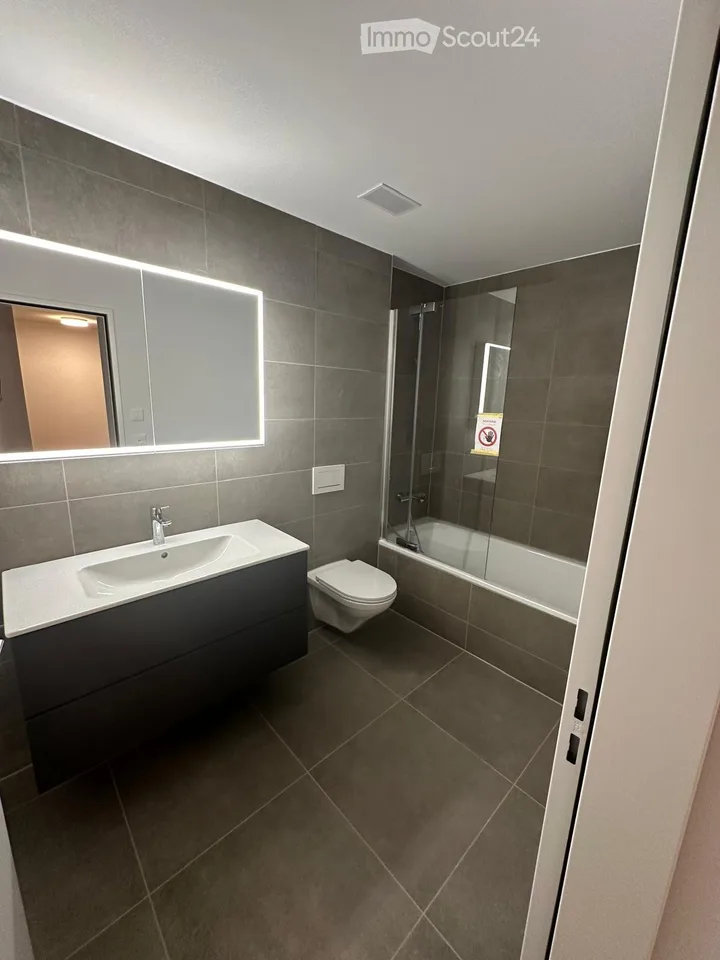 Exklusive 2.5-Zi.-Neubau-Maisonette in Zürich-Altstetten – Foto 4 von 5