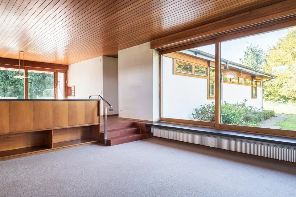 Imponente e familiare tenuta nello stile "mid-century modern" – foto 13 di 30