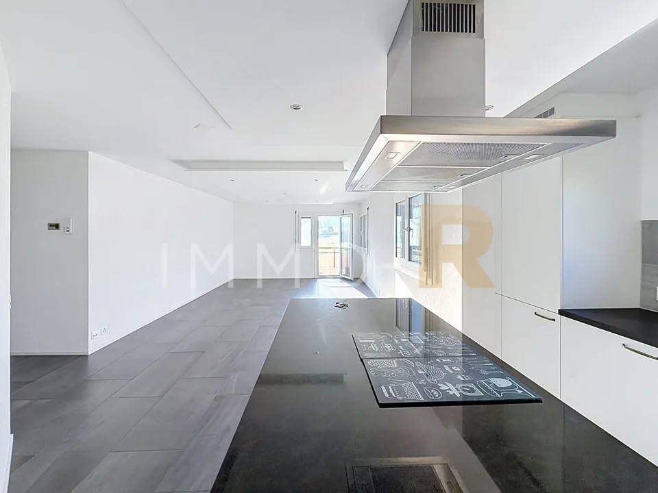 Schönes Apartment mit 4,5 Zimmern, komplett renoviert – Foto 3 von 10