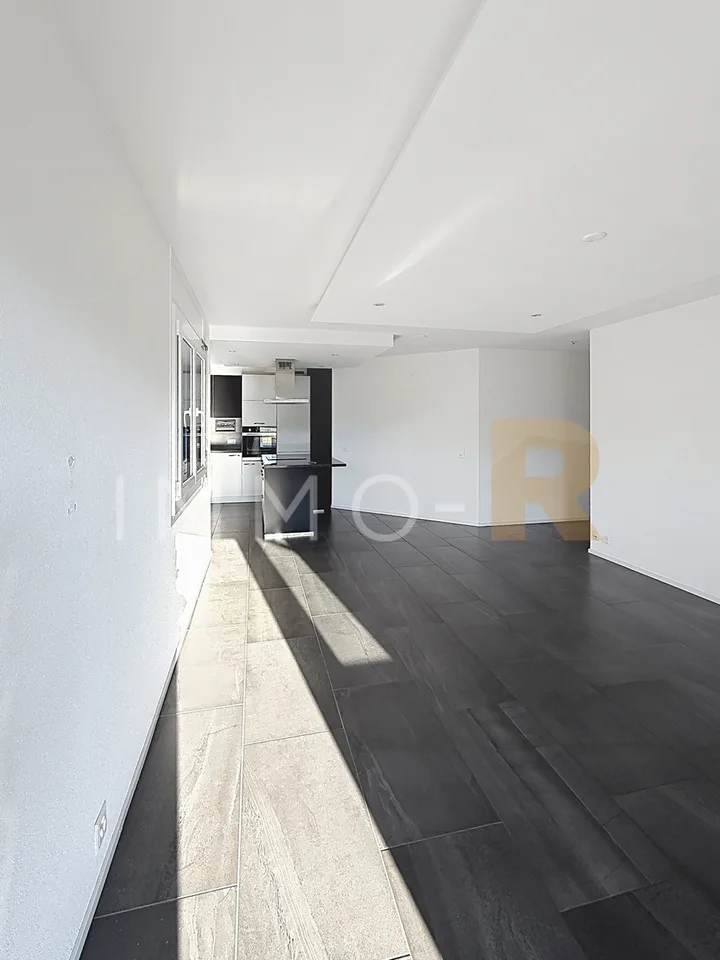 Schönes Apartment mit 4,5 Zimmern, komplett renoviert – Foto 4 von 10