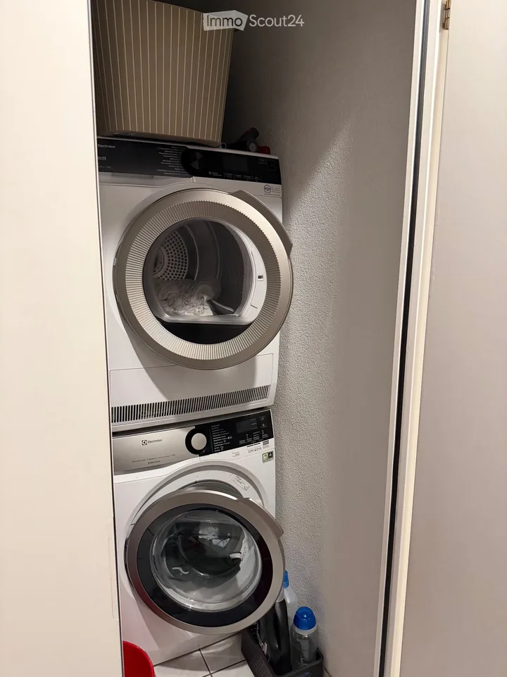 3.5-Zimmer-Maisonettewohnung Mobliert – Foto 4 von 4